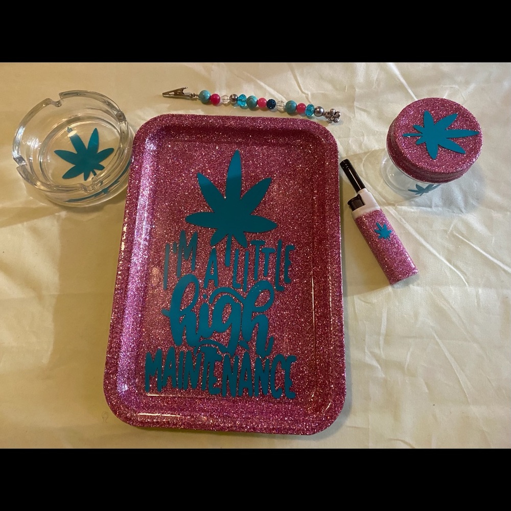 Rolling tray set